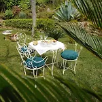Bed & Breakfast Romantique La Pompadour - La Vénus De Lisbonne 3*
