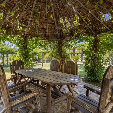 Quinta La Venus De Lisbonne Couette-café Calhandriz